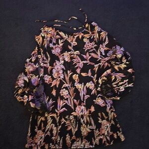 White House black market light blouse with tank top attached. Size L